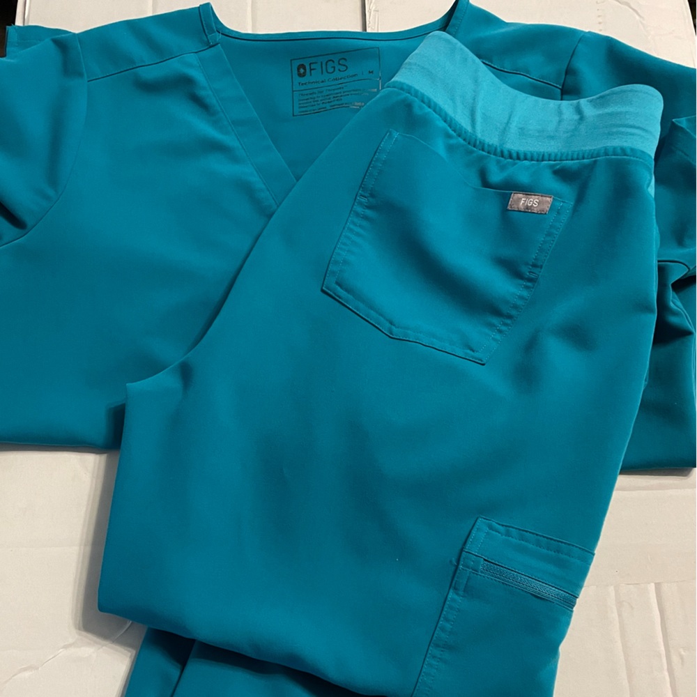 Figs Scrubs